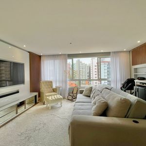 Apartamento com 120m², 3 dormitórios, 1 suíte, 2 vagas no Michelângelo em Torres para Comprar