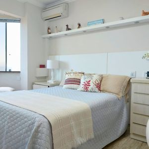 Apartamento com 125m², 2 dormitórios, 1 suíte, 1 vaga no Villa del Mar em Torres para Comprar