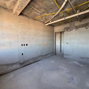 Apartamento com 98m², 2 dormitórios, 2 suítes, 2 vagas no Punta Del Sole em Torres para Comprar