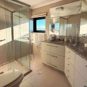 Apartamento com 163m², 3 dormitórios, 1 suíte, 1 vaga no Mar Azul em Torres para Comprar
