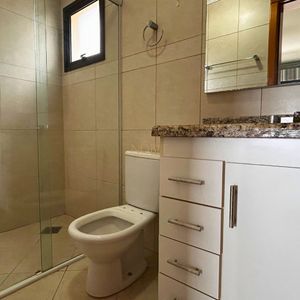 Apartamento com 84m², 2 dormitórios, 1 suíte, 1 vaga no Costa Leste em Torres para Comprar