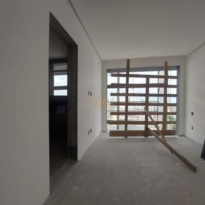 Apartamento com 207m², 4 dormitórios, 4 suítes, 2 vagas no Domus em Torres para Comprar