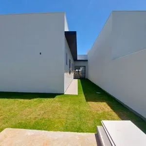 Geminado com 109m², 3 dormitórios, 1 suíte, 1 vaga no bairro Morada das Palmeiras em Torres para Comprar