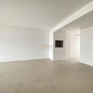 Apartamento com 101m², 3 dormitórios, 1 suíte, 2 vagas no Residencial Exclusive em Torres para Comprar