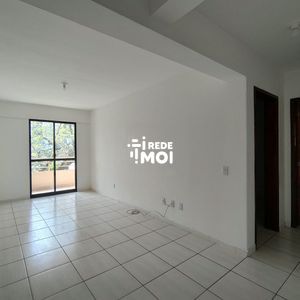 SALA ESTAR COM SACADA E CHURRASQUEIRA