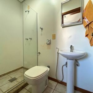 Cobertura com 400m², 4 dormitórios, 1 suíte, 2 vagas no Residencial da Barra em Torres para Comprar