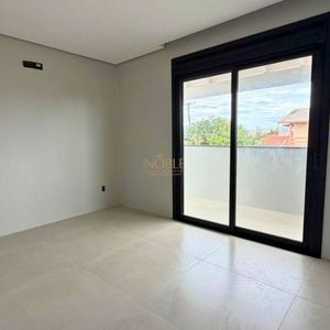 Casa com 284m², 4 dormitórios, 1 suíte, 2 vagas no bairro Igra Sul em Torres para Comprar