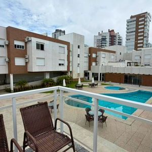 Apartamento com 40m², 1 dormitório, 1 suíte, 1 vaga no Le Grand em Torres para Comprar