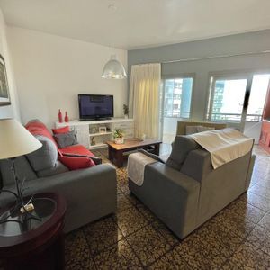 Apartamento com 143m², 3 dormitórios, 2 suítes, 1 vaga no Canto do Mar em Torres para Comprar