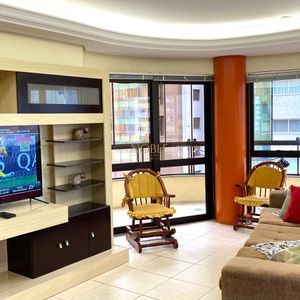 Apartamento com 220m², 3 dormitórios, 3 suítes, 2 vagas no San Marino em Torres para Comprar