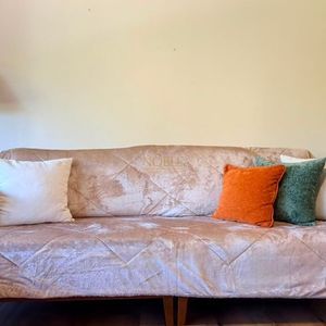 Apartamento com 112m², 2 dormitórios, 2 suítes, 3 vagas no Villa de Sagres em Torres para Comprar