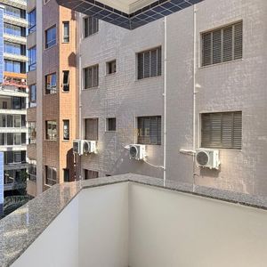 Apartamento, 2 dormitórios, 1 suíte, 1 vaga no Costa Azul em Torres para Comprar