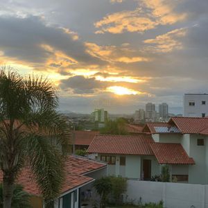 Apartamento com 146m², 3 dormitórios, 1 suíte, 1 vaga no Marechiare em Torres para Comprar