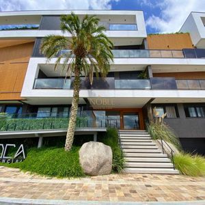 Cobertura com 218m², 3 dormitórios, 1 suíte, 2 vagas no Roca em Torres para Comprar