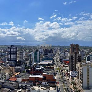 Apartamento com 178m², 3 dormitórios, 3 suítes, 2 vagas no Villagio del Mare em Torres para Comprar