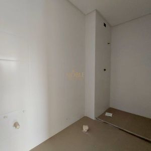 Apartamento com 84m², 1 dormitório, 1 suíte, 1 vaga no Punta Del Sole em Torres para Comprar