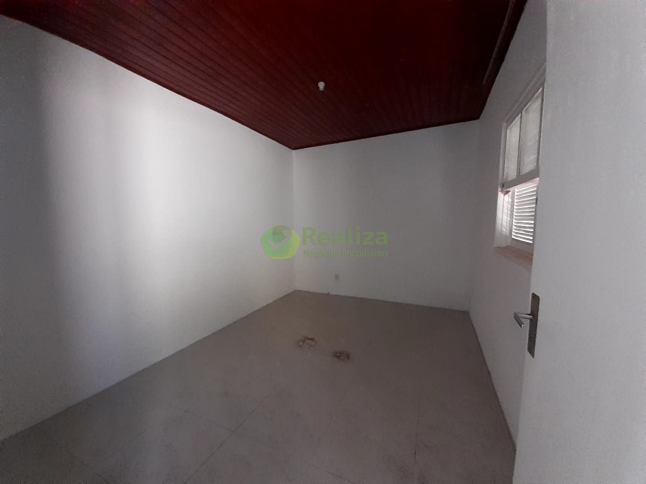 Casa à venda com 4 quartos, 200m² - Foto 11