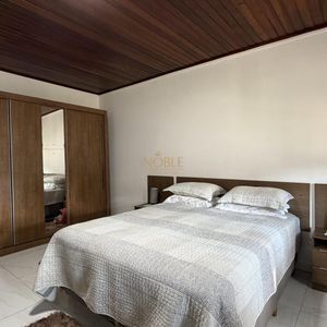 Casa com 136m², 3 dormitórios, 1 suíte, 2 vagas no bairro Praia da Cal em Torres para Comprar