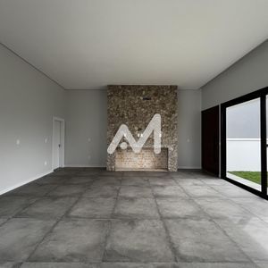 Casa com 199m² e 3 dormitórios no bairro Universitário em Lajeado para Comprar