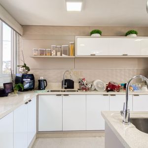 Casa de Condomínio com 450m², 4 dormitórios, 4 suítes, 4 vagas no Reserva das Águas em Torres para Comprar