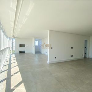 Apartamento com 135m², 3 dormitórios, 3 suítes, 2 vagas no Dall'acqua em Torres para Comprar