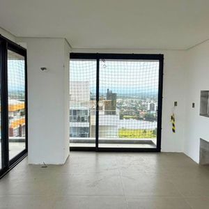 Apartamento com 130m², 4 dormitórios, 3 suítes, 3 vagas no Mirage em Torres para Comprar