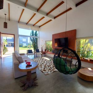 Casa com 210m², 3 dormitórios, 3 suítes, 2 vagas no Ocean Side em Torres para Comprar