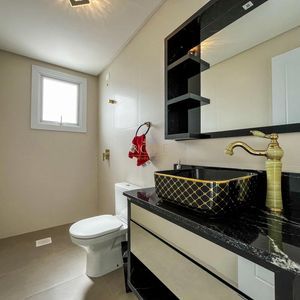 Cobertura com 270m², 3 dormitórios, 3 suítes, 2 vagas no Di milano em Torres para Comprar