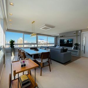 Apartamento com 130m², 3 dormitórios, 1 suíte, 2 vagas no Monterrey em Torres para Comprar