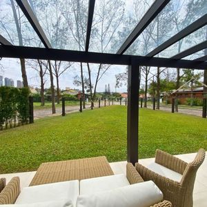 Casa com 518m², 5 dormitórios, 2 suítes, 2 vagas no bairro Praia Grande em Torres para Comprar