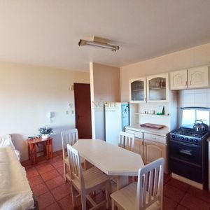 Apartamento com 76m², 2 dormitórios, 1 vaga no Costa Dourada em Torres para Comprar