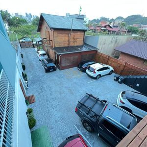 Pousada com 220m², 3 dormitórios, 1 suíte, 8 vagas no bairro Praia da Cal em Torres para Comprar