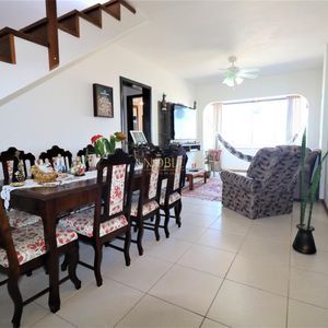 Cobertura com 149m², 3 dormitórios, 1 vaga no Residencial Barão em Torres para Comprar