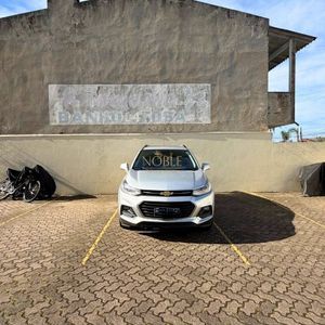Apartamento com 45m², 1 dormitório, 1 suíte, 1 vaga no Residencial Jardim Europa em Torres para Comprar