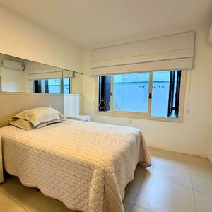 Casa, 3 dormitórios, 1 suíte, 2 vagas no bairro Praia Grande em Torres para Comprar