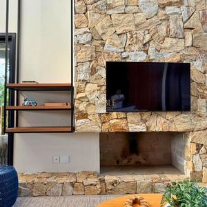 Casa, 3 dormitórios, 3 suítes, 2 vagas no Ocean Side em Torres para Comprar