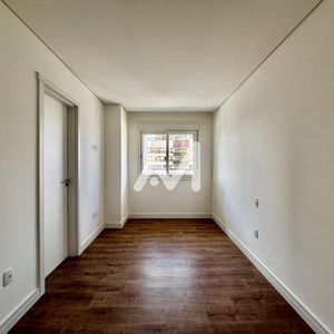 Apartamento com 97m² e 2 dormitórios no bairro Américano em Lajeado para Comprar