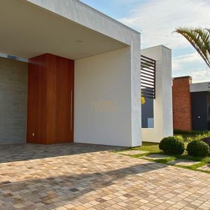 Casa de Condomínio com 190m², 3 dormitórios, 3 suítes, 2 vagas no Reserva das Águas em Torres para Comprar
