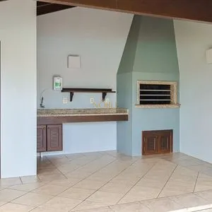 Casa, 4 dormitórios, 1 suíte, 2 vagas no bairro Itapeva Norte em Torres para Comprar