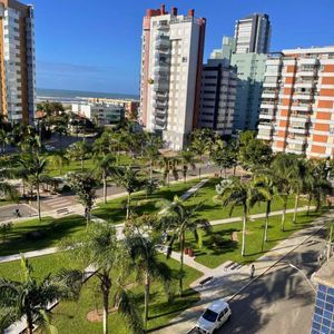 Apartamento com 131m², 3 dormitórios, 1 suíte, 2 vagas no Morada da Praça em Torres para Comprar