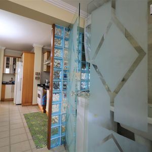 Apartamento com 170m², 3 dormitórios, 1 suíte, 2 vagas no Coliseu em Torres para Comprar