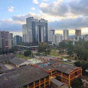 Apartamento com 135m², 3 dormitórios, 3 suítes, 2 vagas no Montalcino em Torres para Comprar