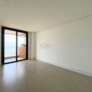 Apartamento com 138m², 3 dormitórios, 3 suítes, 3 vagas no Aura em Torres para Comprar