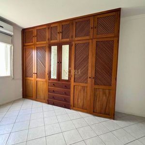 Apartamento com 140m², 3 dormitórios, 1 suíte, 1 vaga no Residencial Veneza em Torres para Comprar