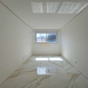 Apartamento com 79m², 2 dormitórios, 1 suíte, 1 vaga no La Vistara em Torres para Comprar