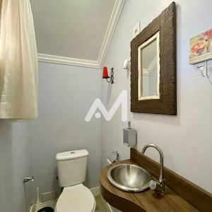 Sobrado com 108m² e 3 dormitórios no bairro Universitário em Lajeado para Comprar