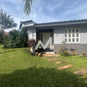 Casa com 291m² e 3 dormitórios no bairro Moinhos em Lajeado para Comprar