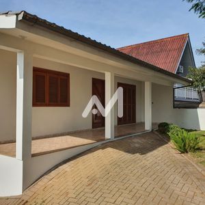 Casa com 243m² e 3 dormitórios no bairro Jardim do Cedro em Lajeado para Comprar