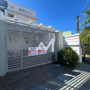 Sobrado com 156m² e 3 dormitórios no bairro Universitário em Lajeado para Comprar ou Alugar