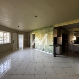 Casa com 90m² e 2 dormitórios no bairro Universitário em Lajeado para Comprar